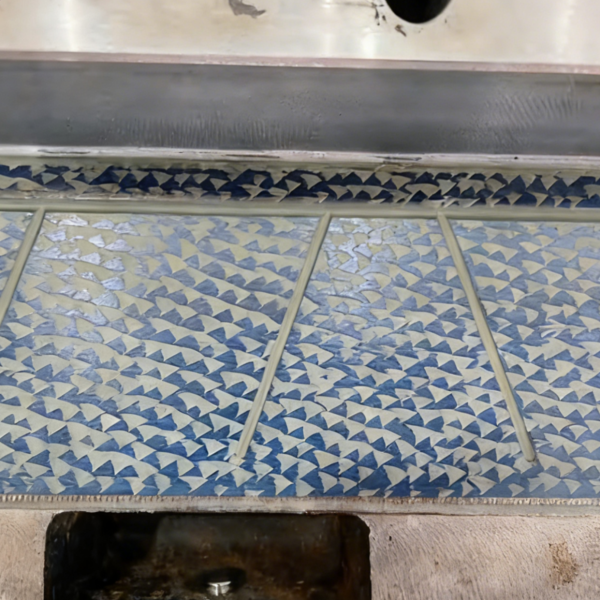 One-Piece Casting Bed
